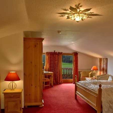 Hotel Kapler Alm Waakirchen